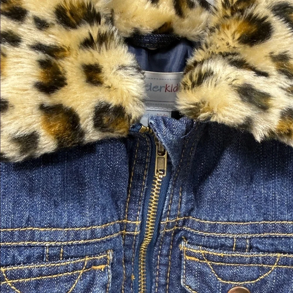 Wonderkids Girl’s Denim Jacket with Leopard Faux Fur Collar.
